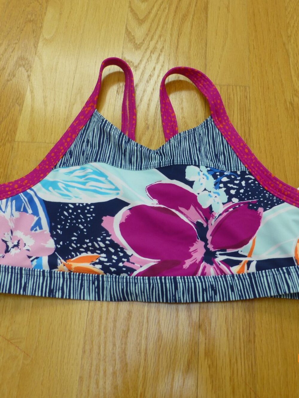 Athleta Girl Paradise Splash Bikini Top XXL 16 New With Tags